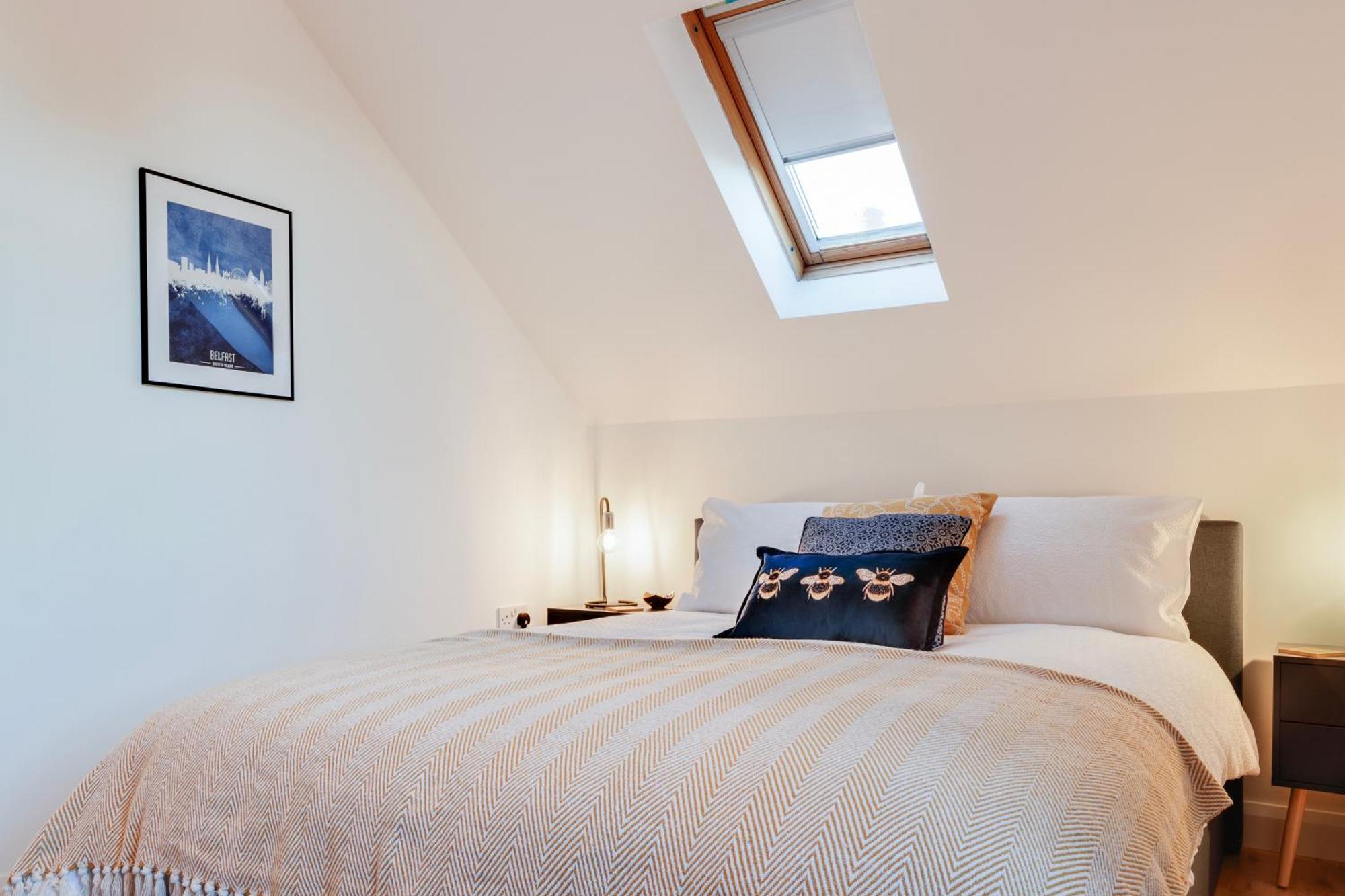 Cherryville Street Apartment Belfast Bagian luar foto