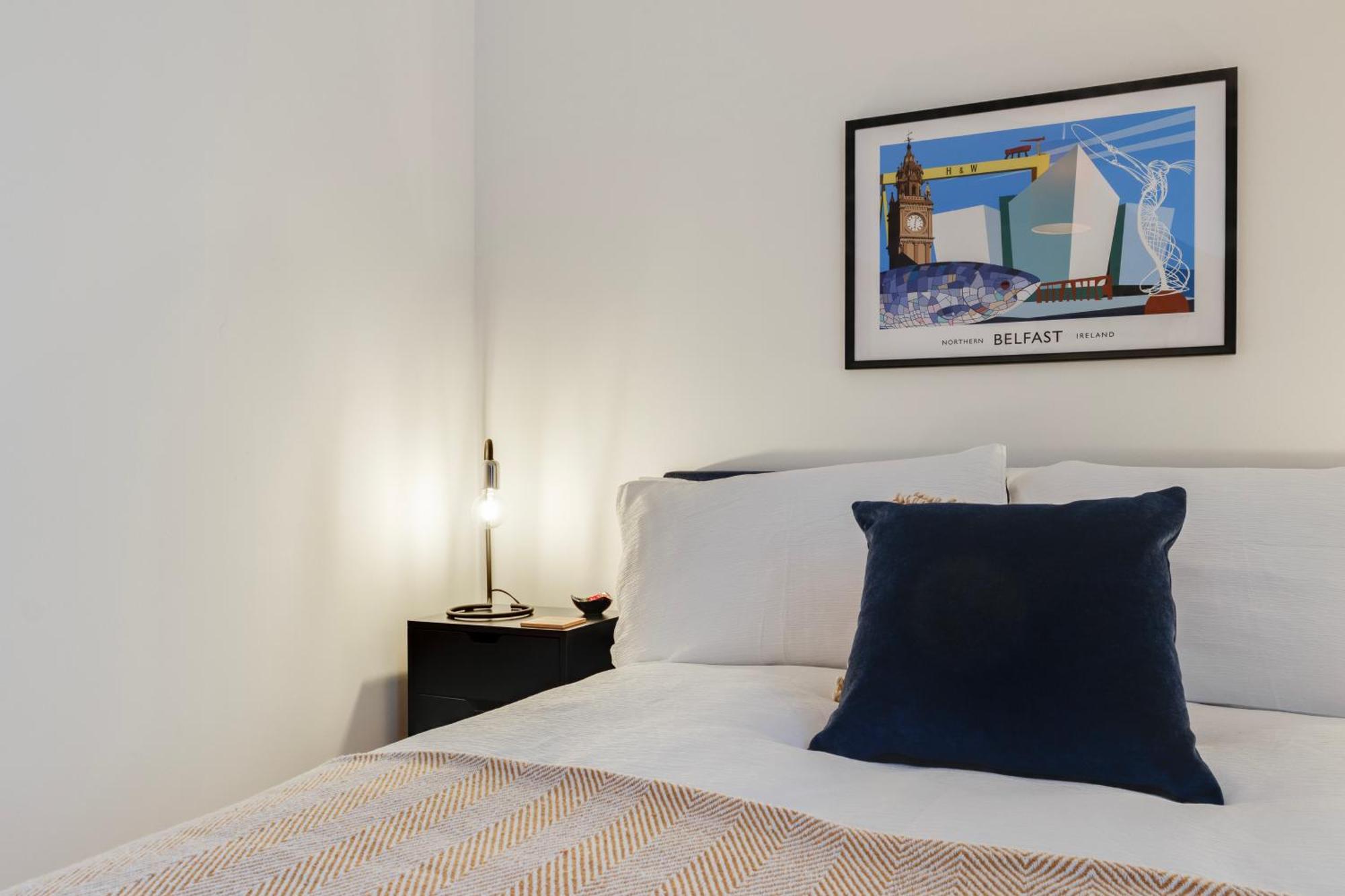 Cherryville Street Apartment Belfast Bagian luar foto