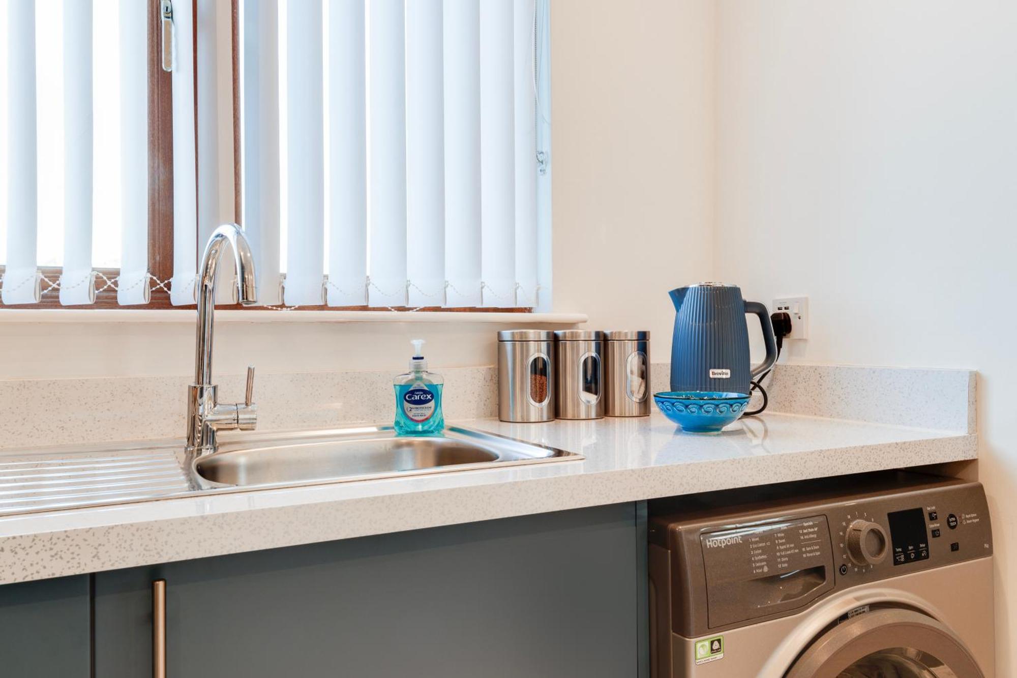 Cherryville Street Apartment Belfast Bagian luar foto